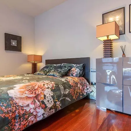 Vivienda Turistica Duplex Isozaki-guggenheim * Більбао