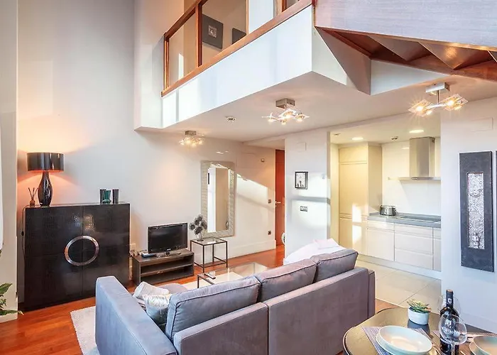 Vivienda Turistica Duplex Isozaki-guggenheim Апартаменти Більбао