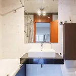 Apartment Vivienda Turística Isozaki-guggenheim