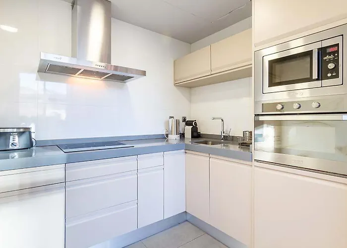 Vivienda Turistica Duplex Isozaki-guggenheim